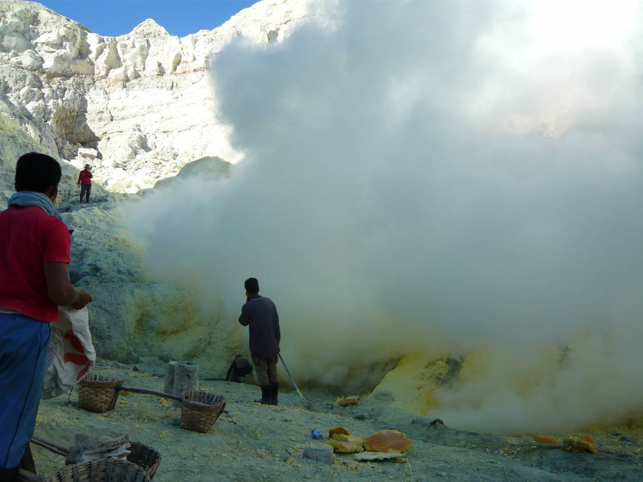 souffre kawah ijen