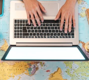 agence de voyage en ligne ou en boutique